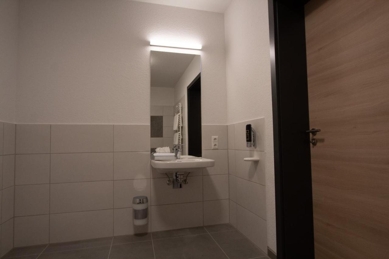 Central Hotel Wagenfeld エクステリア 写真