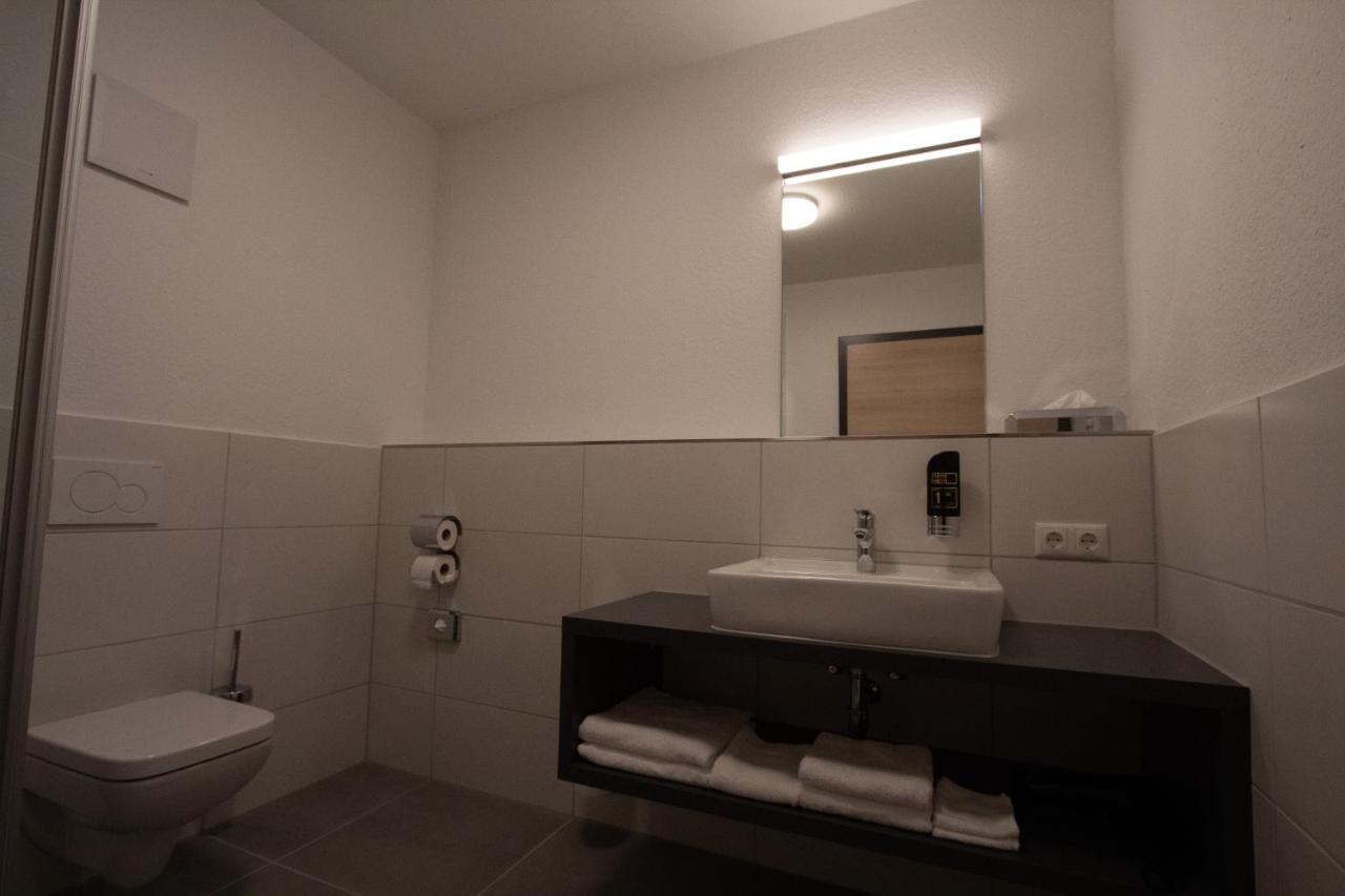 Central Hotel Wagenfeld エクステリア 写真