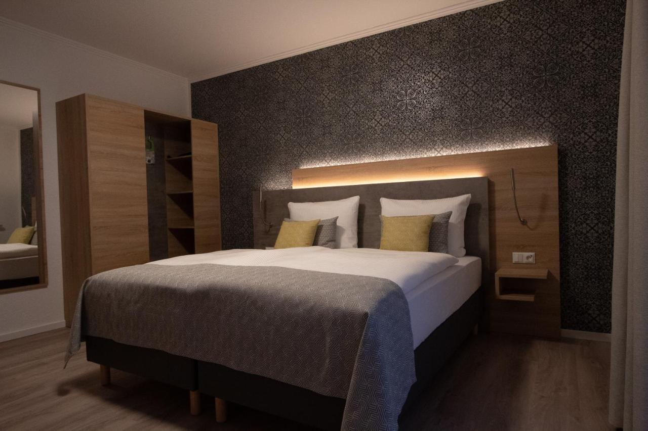 Central Hotel Wagenfeld エクステリア 写真