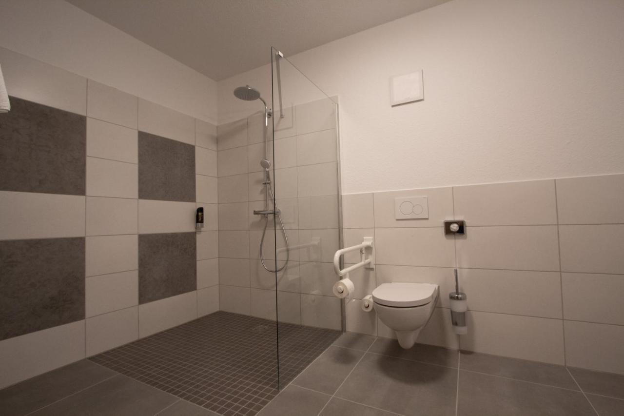 Central Hotel Wagenfeld エクステリア 写真